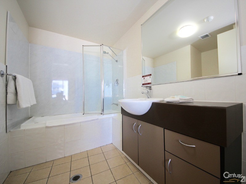 42  Surf Parade, Broadbeach QLD 4218