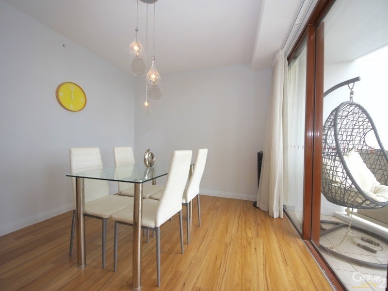 511/42 Surf Parade, Broadbeach QLD 4218