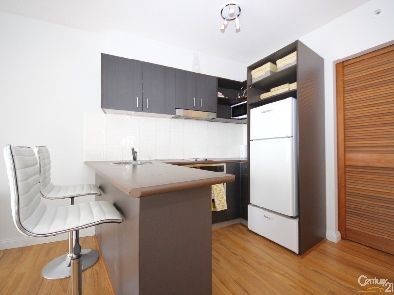 511/42 Surf Parade, Broadbeach QLD 4218