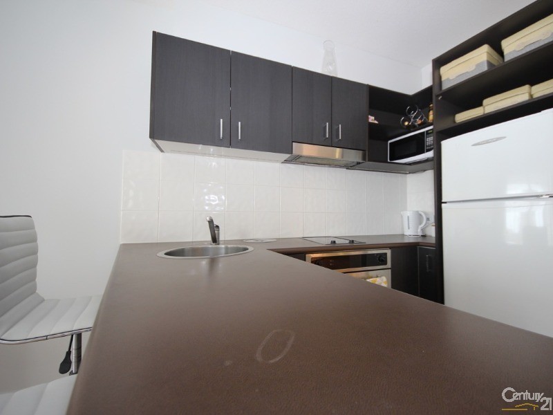 511/42 Surf Parade, Broadbeach QLD 4218