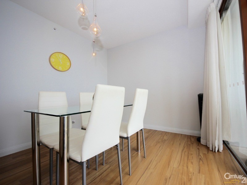 511/42 Surf Parade, Broadbeach QLD 4218