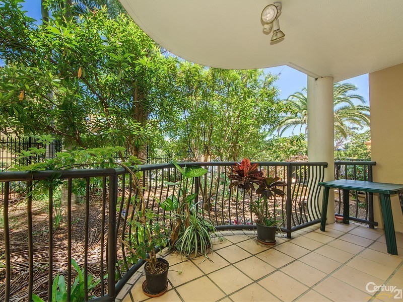 13/16 WAVERLEY STREET, Southport QLD 4215
