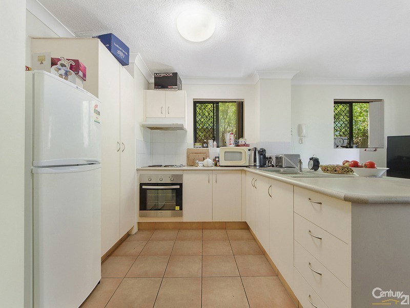 13/16 WAVERLEY STREET, Southport QLD 4215