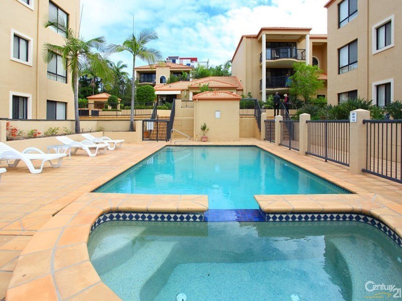 13/16 WAVERLEY STREET, Southport QLD 4215