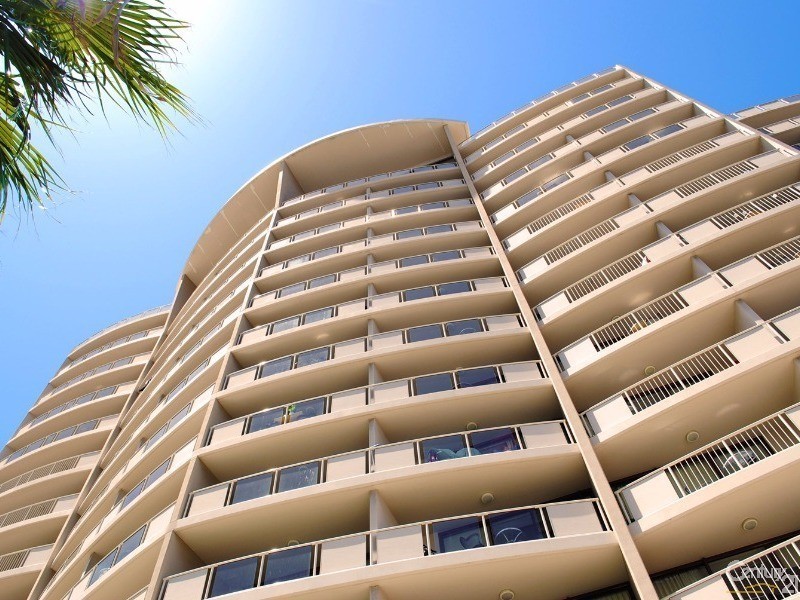 42 Surf Parade, Broadbeach QLD 4218