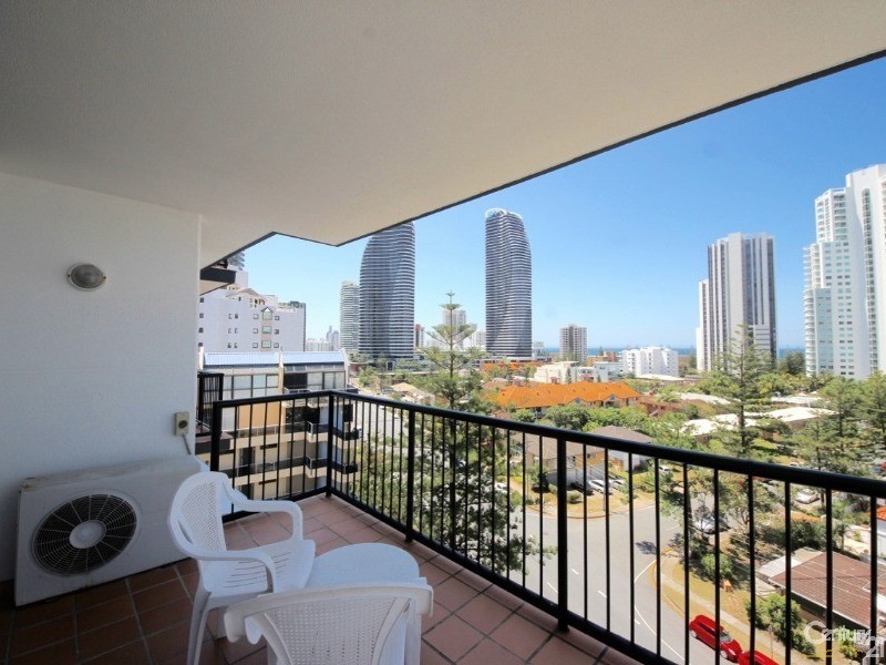 30 Surf Parade, Broadbeach QLD 4218