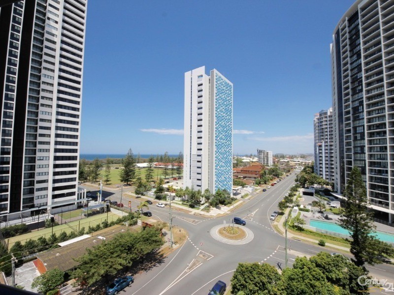 30 Surf Parade, Broadbeach QLD 4218