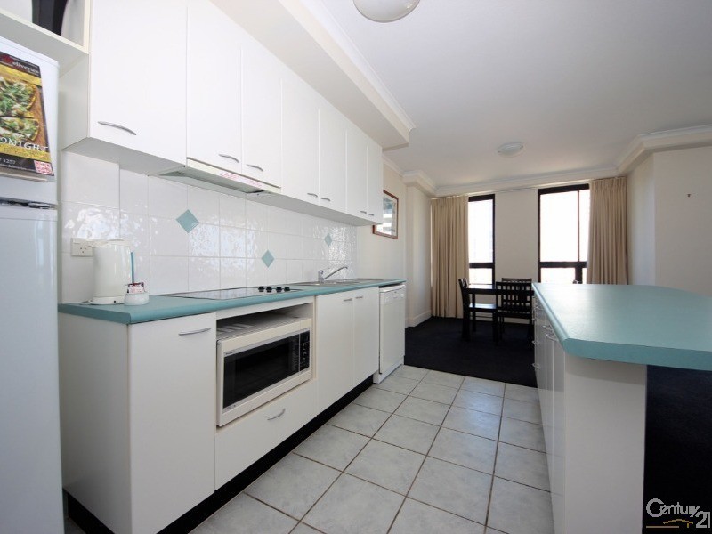 30 Surf Parade, Broadbeach QLD 4218