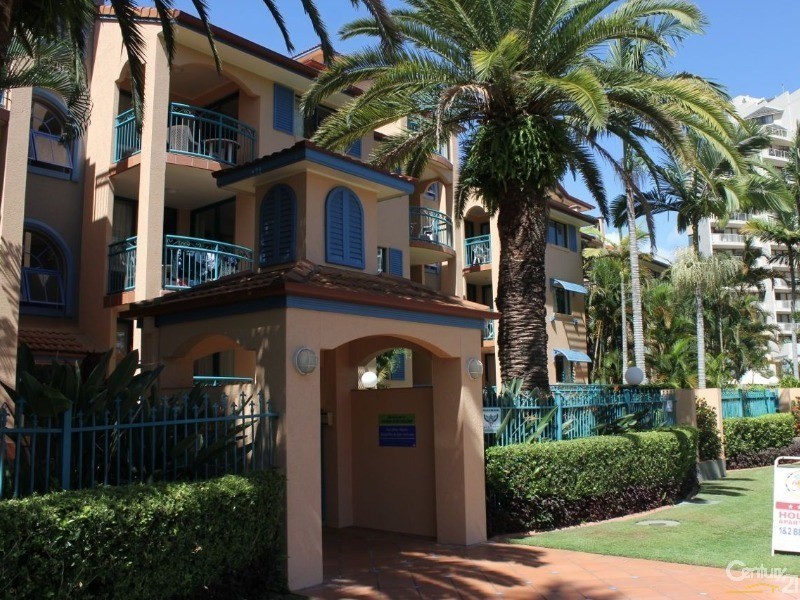 20 Anne Avenue, Broadbeach QLD 4218