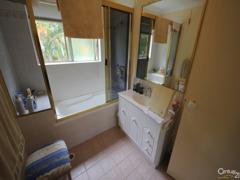 15/442 Pine Ridge Road, Coombabah QLD 4216