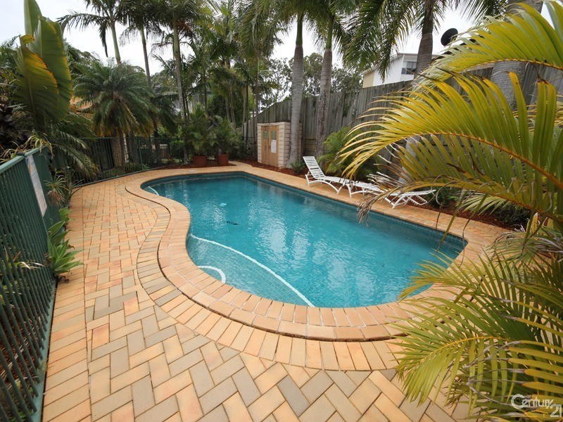 15/442 Pine Ridge Road, Coombabah QLD 4216