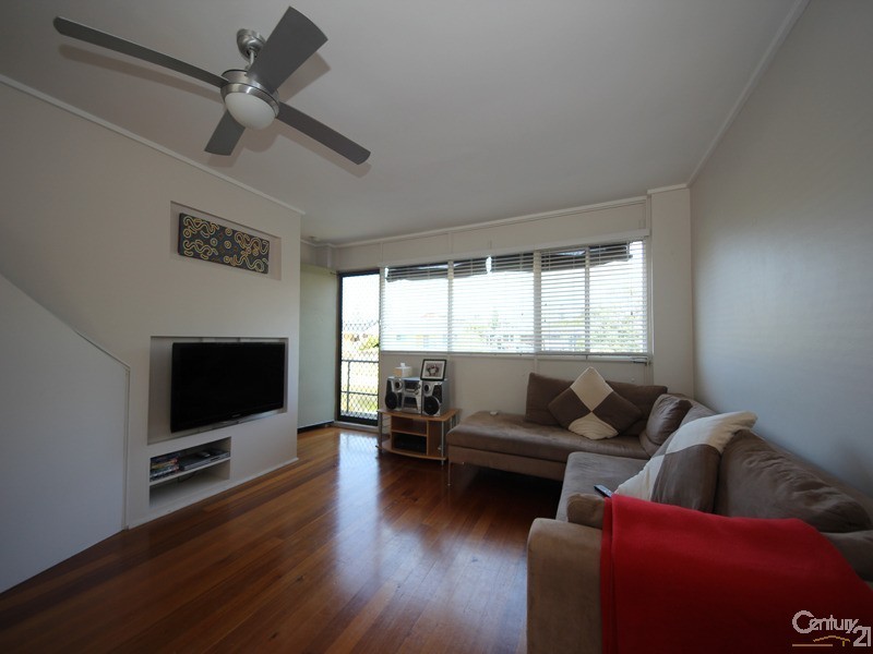 4/3 Miami Key, Broadbeach Waters QLD 4218