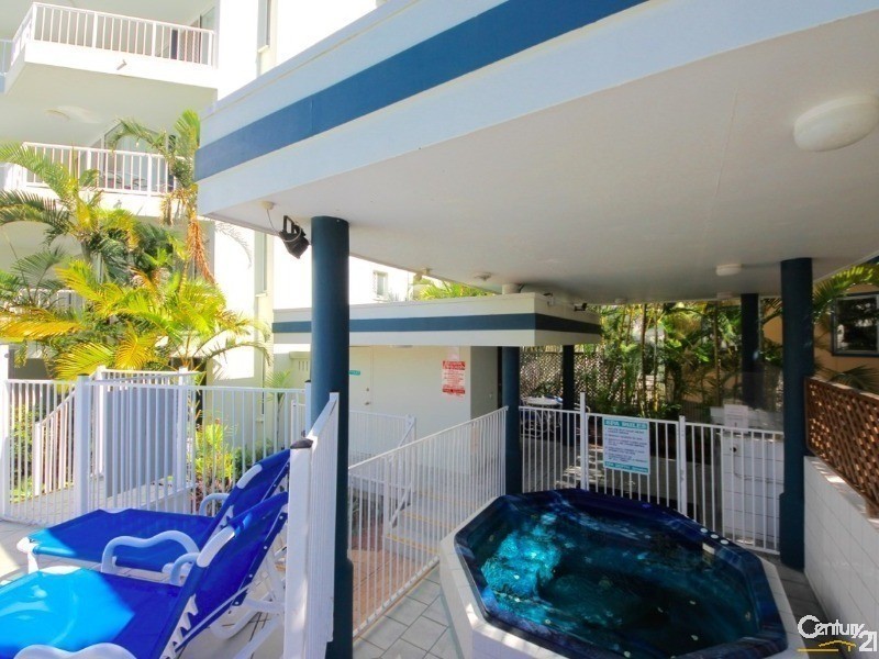 5/13-15 Anne Avenue, Broadbeach QLD 4218