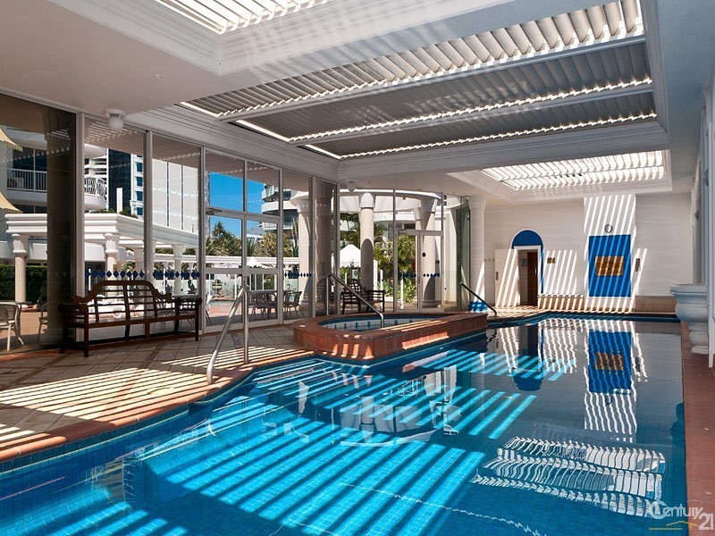 90 Surf Parade, Broadbeach QLD 4218