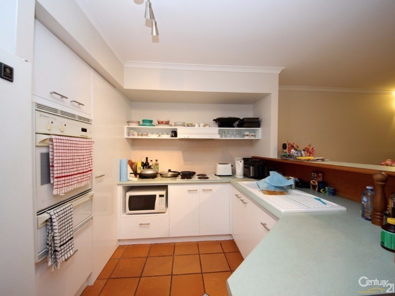 16 Crescent Avenue, Mermaid Beach QLD 4218