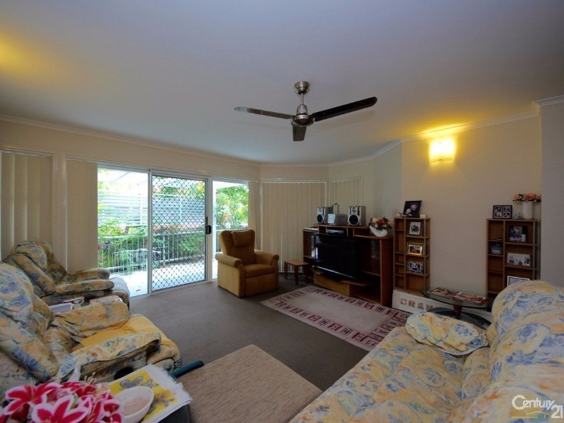 16 Crescent Avenue, Mermaid Beach QLD 4218