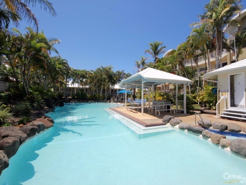 16 Crescent Avenue, Mermaid Beach QLD 4218