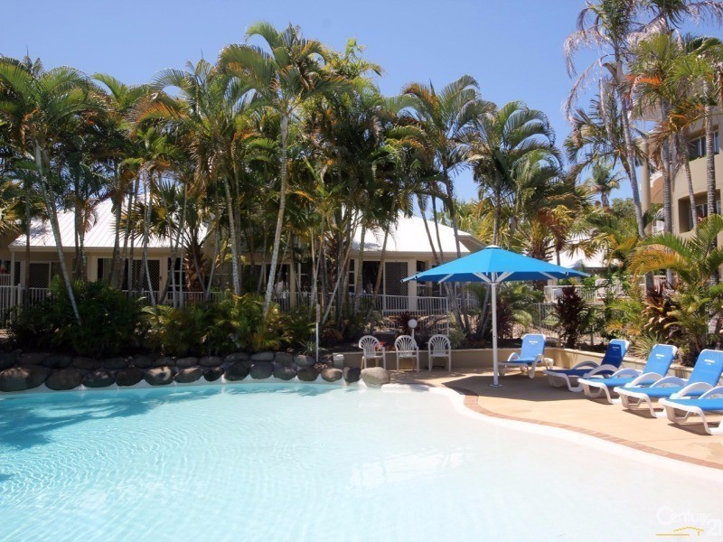 16 Crescent Avenue, Mermaid Beach QLD 4218