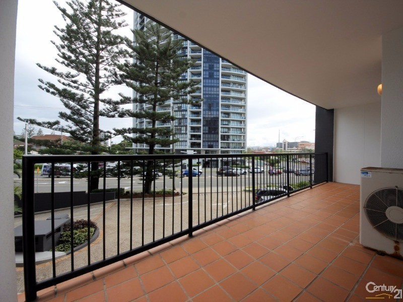 30 Surf Parade, Broadbeach QLD 4218