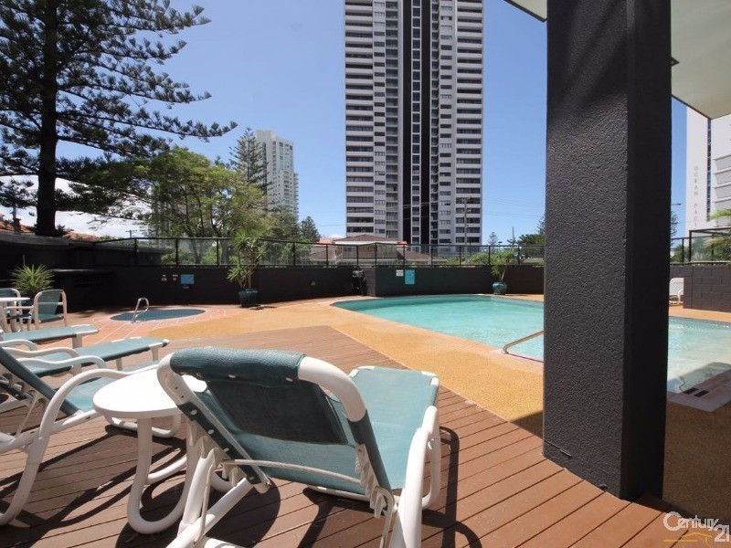 30 Surf Parade, Broadbeach QLD 4218