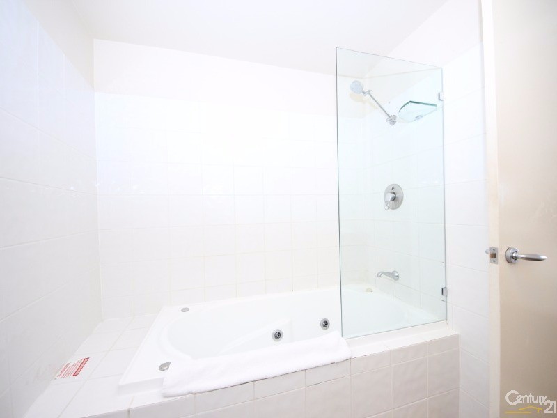 702/42 Surf Parade, Broadbeach QLD 4218