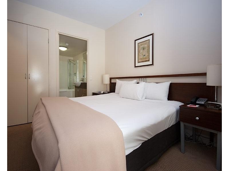 702/42 Surf Parade, Broadbeach QLD 4218
