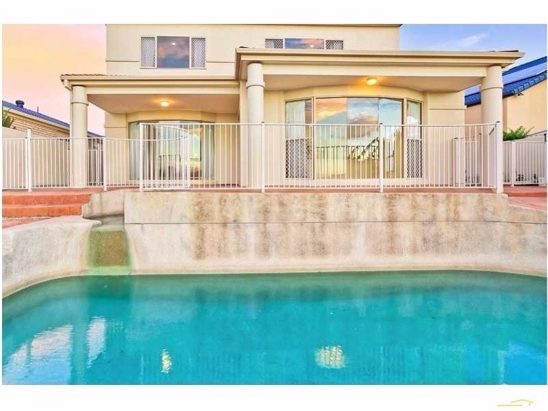 25 Northwestern Court, Varsity Lakes QLD 4227
