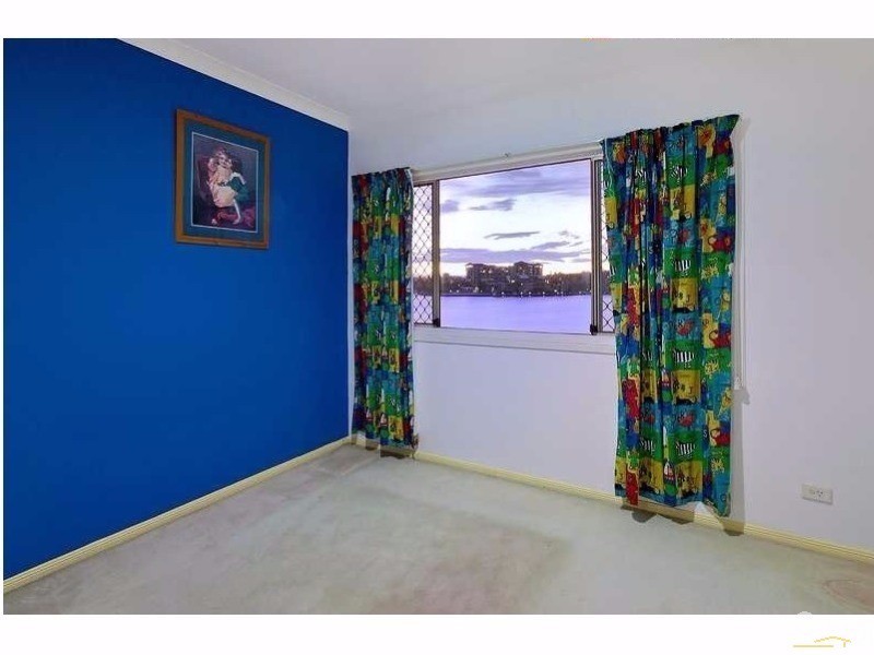 25 Northwestern Court, Varsity Lakes QLD 4227