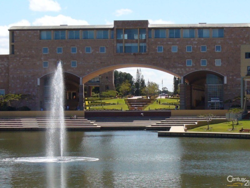 25 Northwestern Court, Varsity Lakes QLD 4227