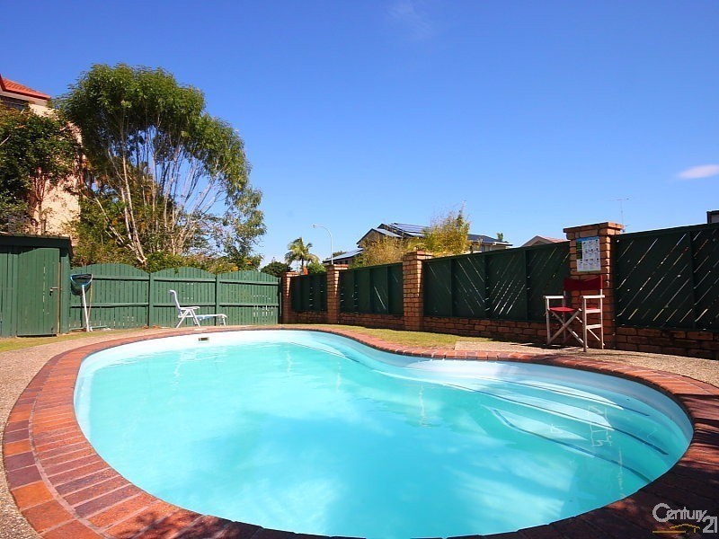8/9 Eady Avenue, Broadbeach Waters QLD 4218