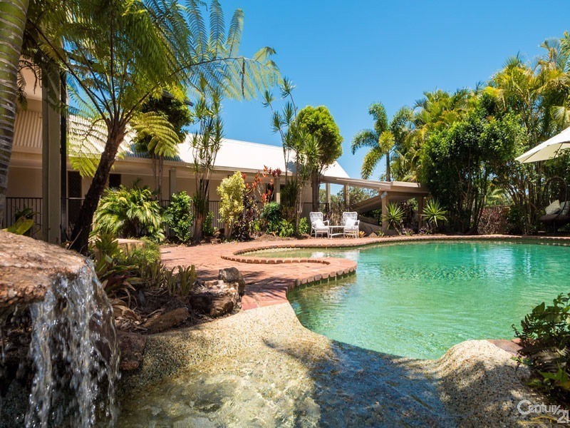 104 Alison Road, Carrara QLD 4211