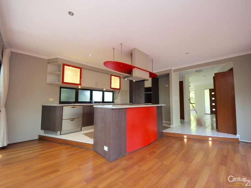 316 Oxley Drive, Coombabah QLD 4216