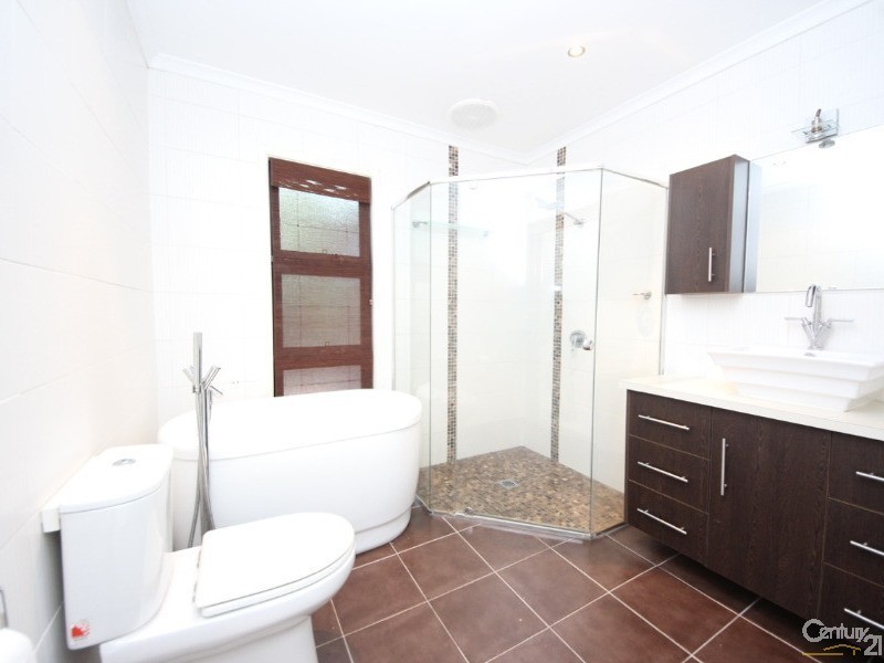 316 Oxley Drive, Coombabah QLD 4216