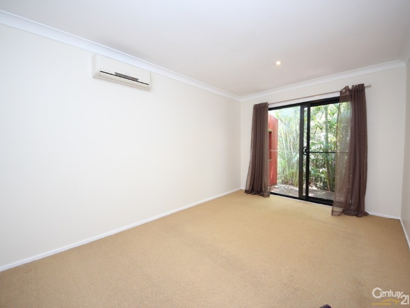 316 Oxley Drive, Coombabah QLD 4216