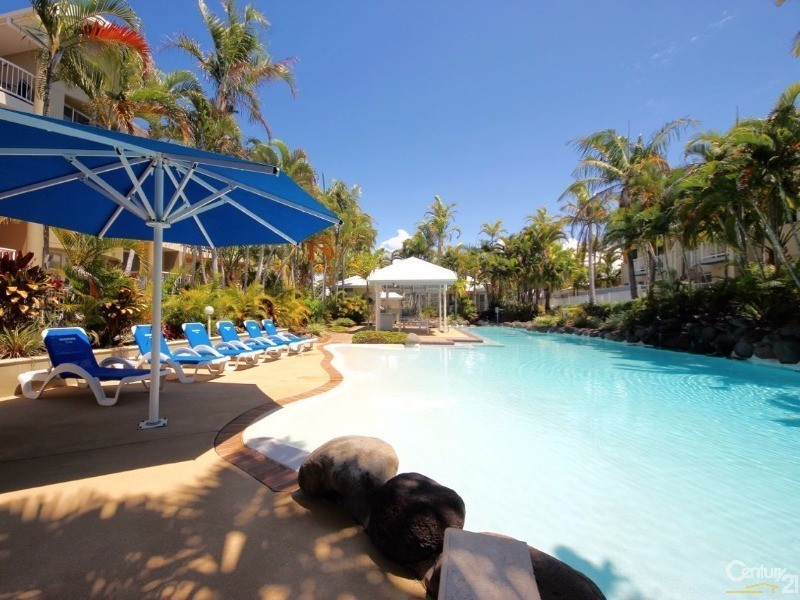 16 Crescent Avenue, Mermaid Beach QLD 4218