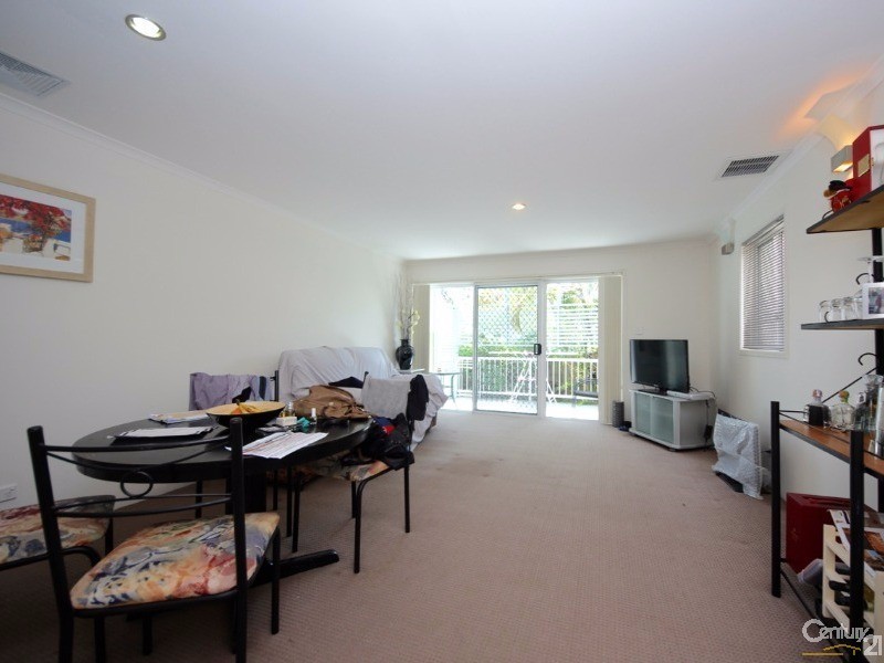 16 Crescent Avenue, Mermaid Beach QLD 4218