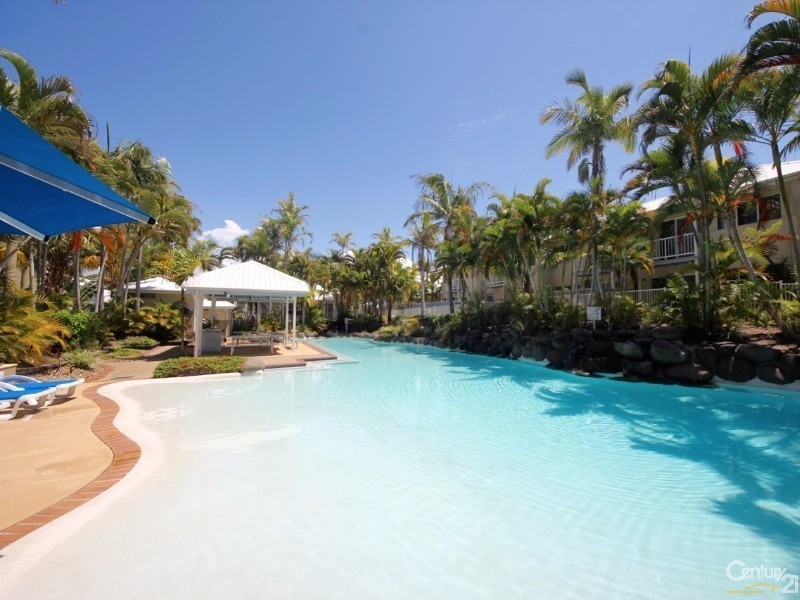 16 Crescent Avenue, Mermaid Beach QLD 4218