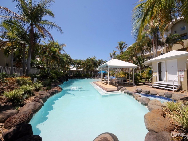 16 Crescent Avenue, Mermaid Beach QLD 4218