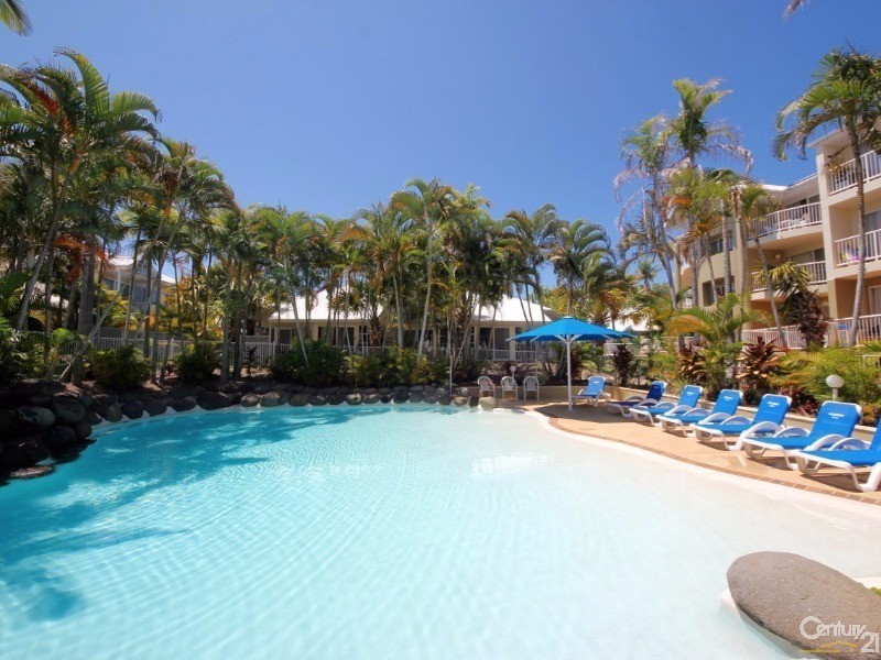 16 Crescent Avenue, Mermaid Beach QLD 4218