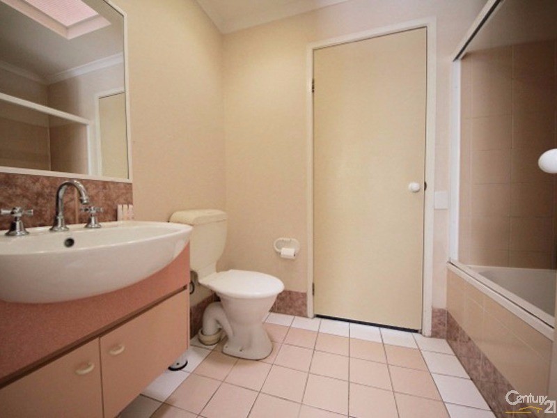 10 Alexandra Avenue, Mermaid Beach QLD 4218