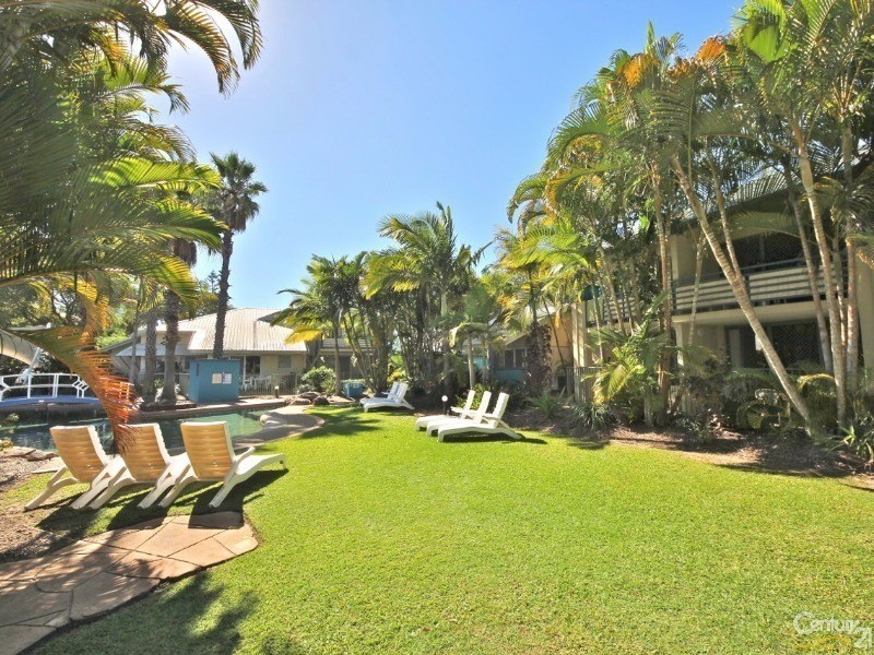 30/10 Alexandra Avenue, Mermaid Beach QLD 4218
