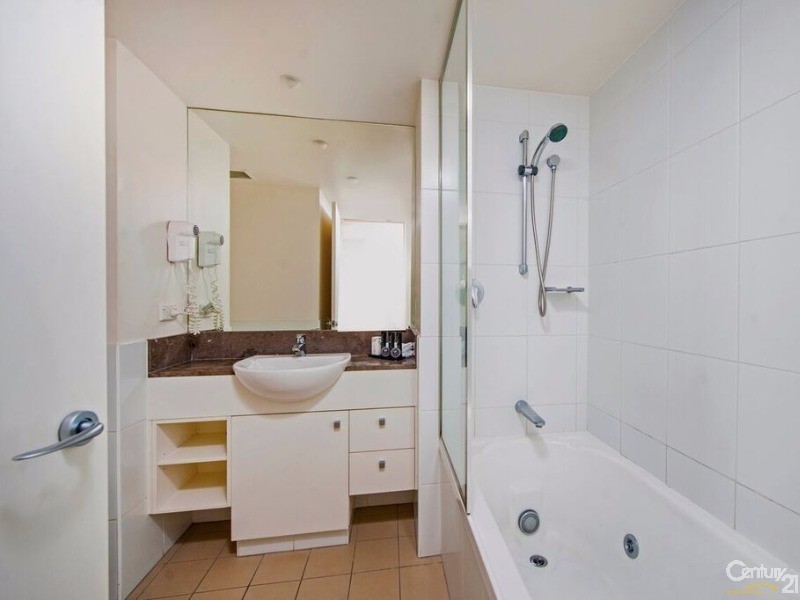 2685 Gold Coast Highway, Broadbeach QLD 4218