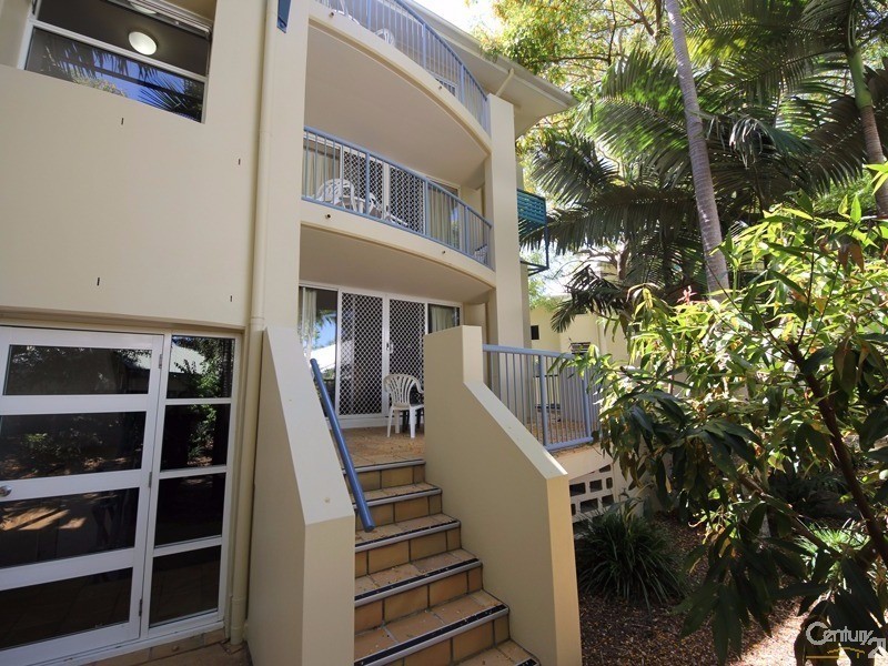 52/10 Alexandra Avenue, Mermaid Beach QLD 4218