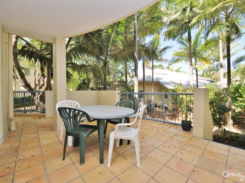 52/10 Alexandra Avenue, Mermaid Beach QLD 4218