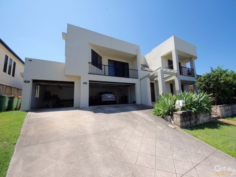 18 mapleton, Varsity Lakes QLD 4227