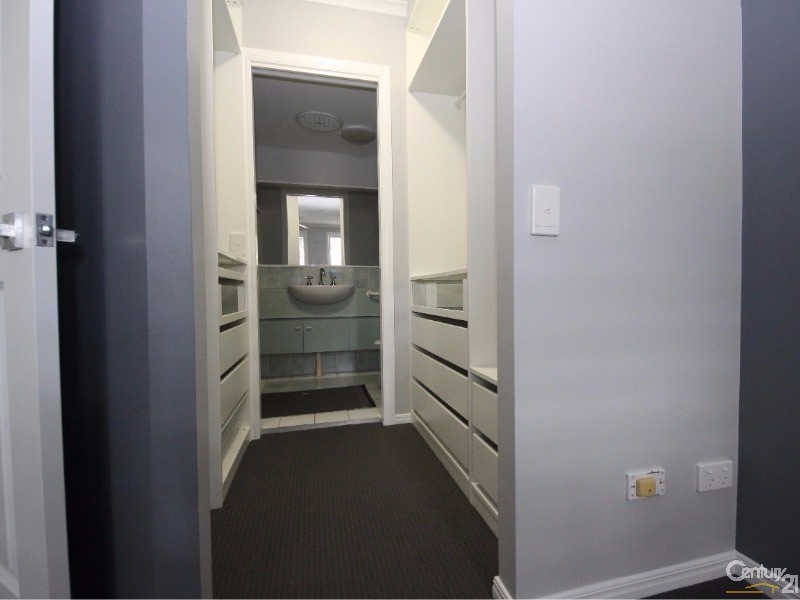 137/10 Alexandra Avenue, Mermaid Beach QLD 4218