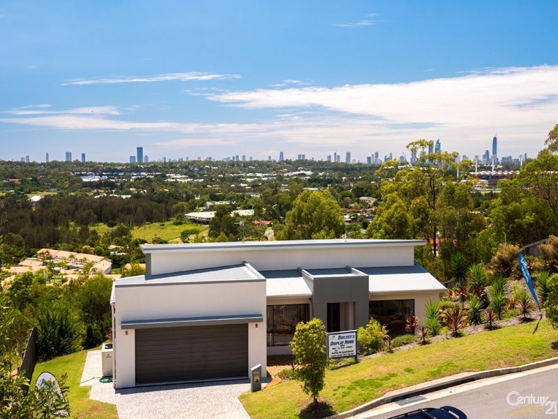 31 John Francis Drive, Carrara QLD 4211