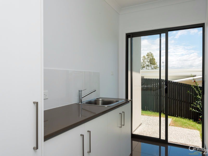 31 John Francis Drive, Carrara QLD 4211