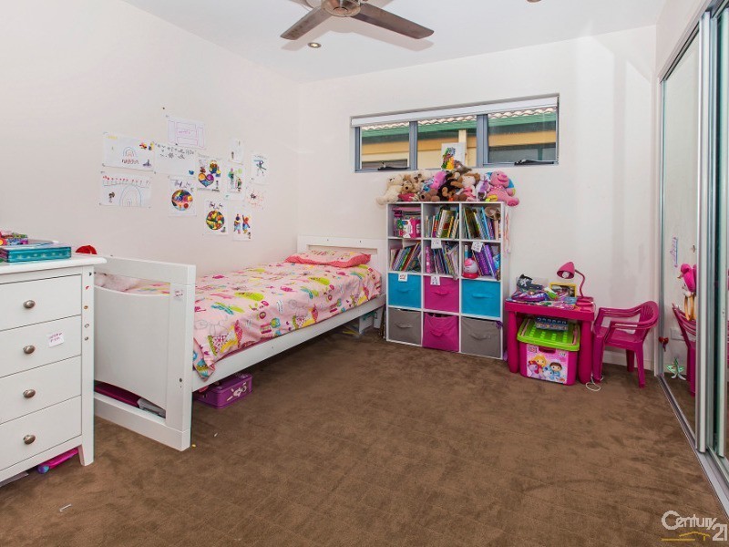 11 Seashell Ave, Mermaid Beach QLD 4218