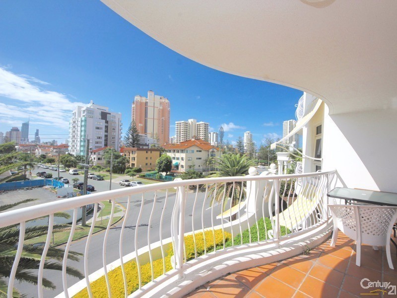 24-26 Queensland Avenue, Broadbeach QLD 4218